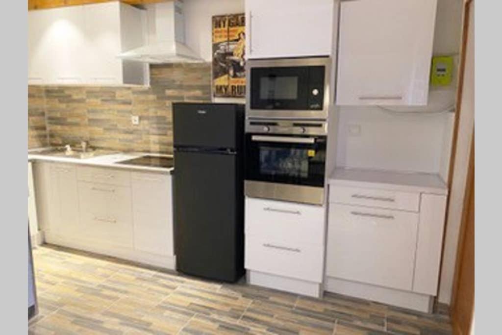 Calme Dans Maison De Village 60M2 Super Confort Дінь-ле-Бен Екстер'єр фото